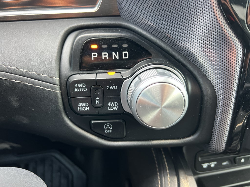 2019 RAM 1500 Limited Crew Cab 4x4 5'7" Box