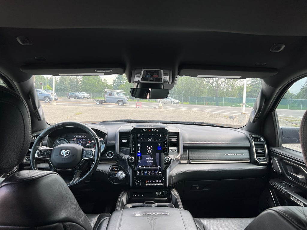 2019 RAM 1500 Limited Crew Cab 4x4 5'7" Box