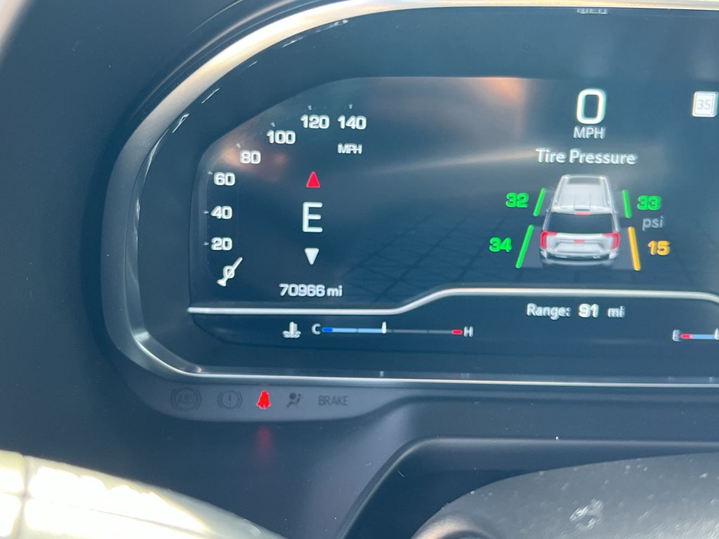 2023 GMC Yukon XL SLT