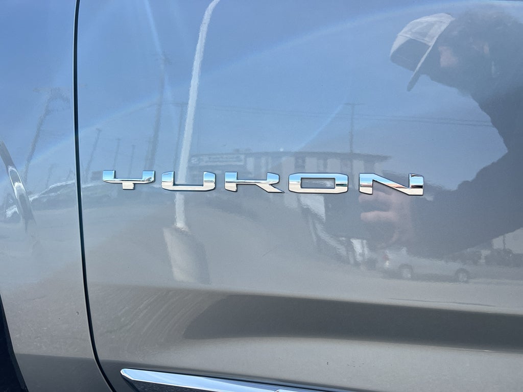 2023 GMC Yukon XL SLT