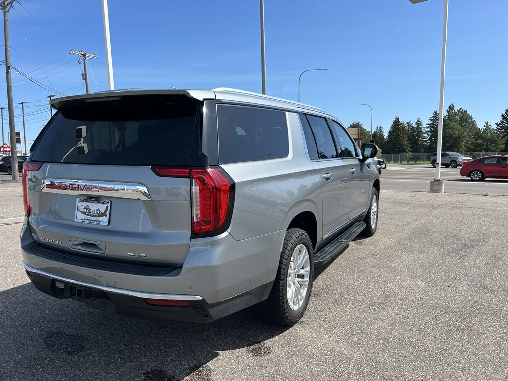 2023 GMC Yukon XL SLT