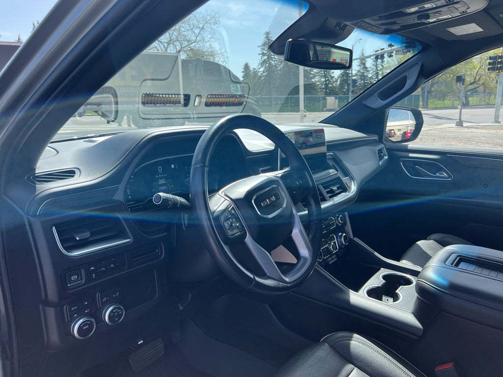 2023 GMC Yukon XL SLT