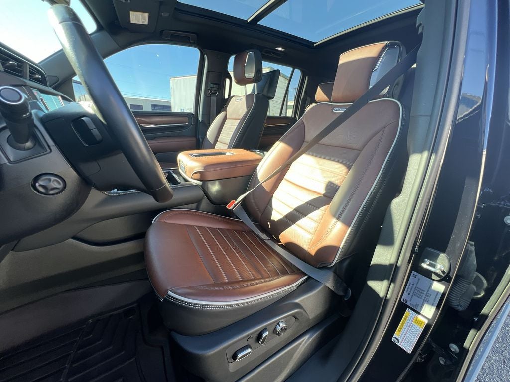 2023 GMC Yukon XL Denali Ultimate