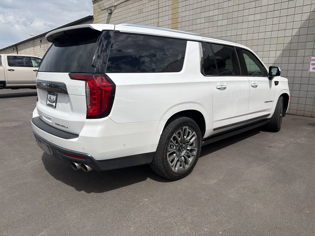 2023 GMC Yukon XL Denali Ultimate