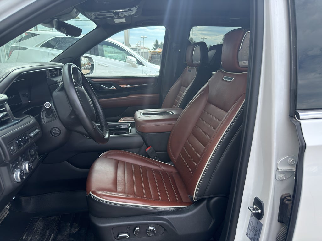 2023 GMC Yukon XL Denali Ultimate