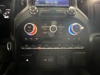 2023 GMC Sierra 3500 HD Denali