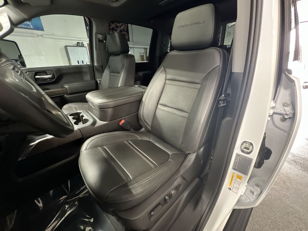 2023 GMC Sierra 3500 HD Denali