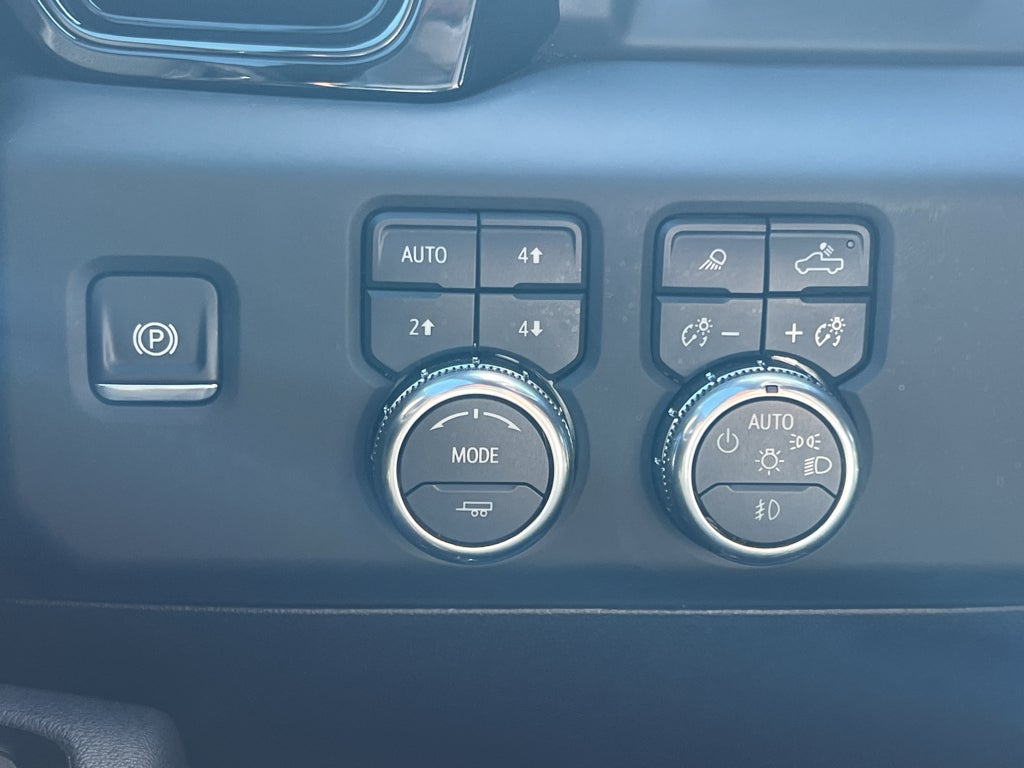 2025 GMC Sierra 2500 HD AT4