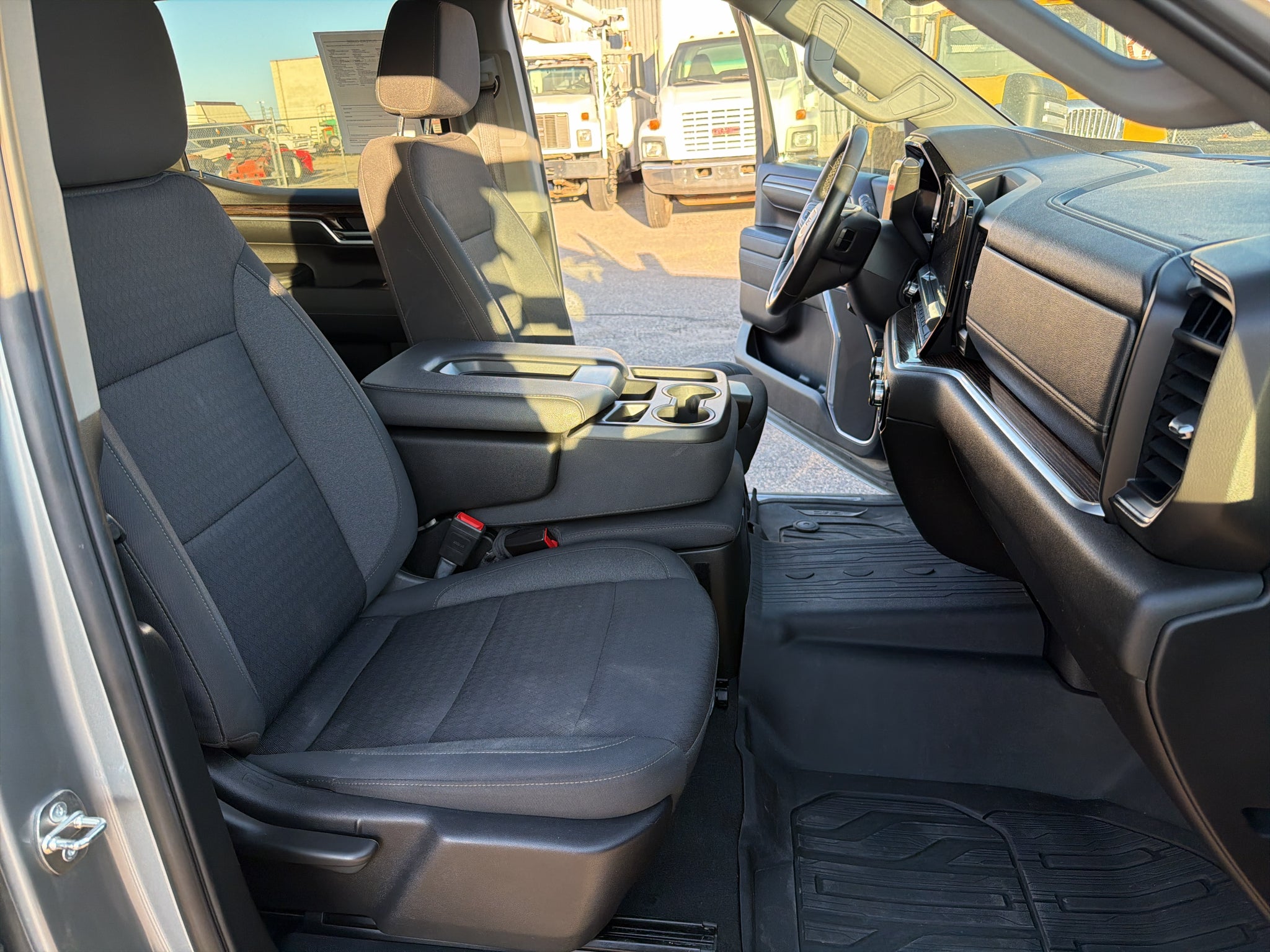 2024 GMC Sierra 1500 SLE