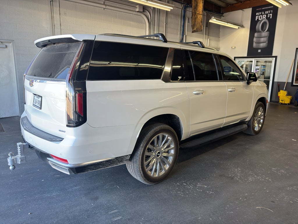 2023 Cadillac Escalade ESV Premium Luxury