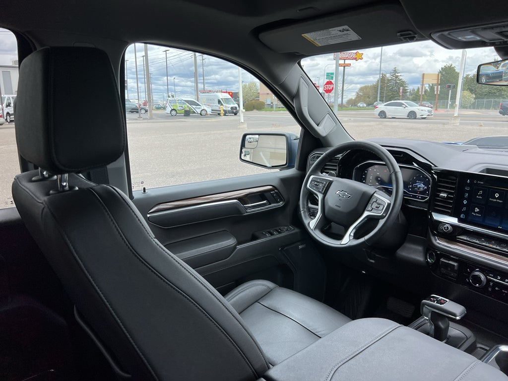 2025 Chevrolet Silverado 1500 LT Trail Boss