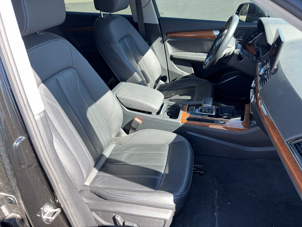 2022 Audi Q5 Premium Plus 45 TFSI S line quattro S tronic