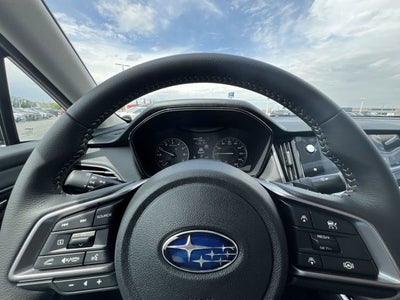 2025 Subaru LEGACY Premium