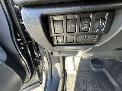 2025 Subaru FORESTER Limited Hybrid