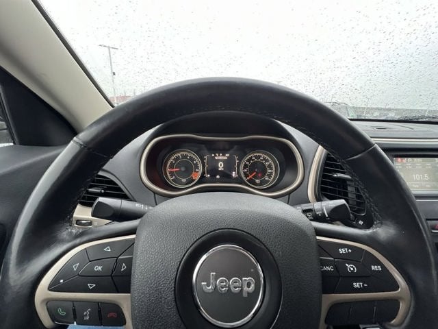 2015 Jeep Cherokee Sport