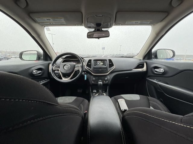 2015 Jeep Cherokee Sport