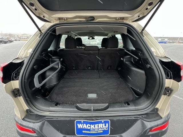 2015 Jeep Cherokee Sport