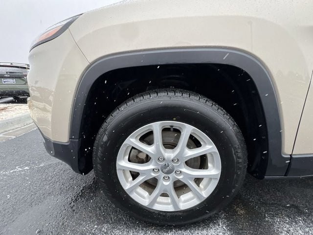 2015 Jeep Cherokee Sport