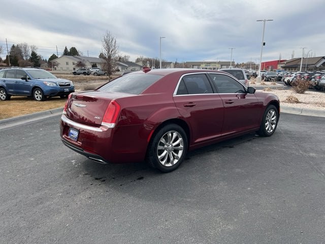 2018 Chrysler 300 Touring L