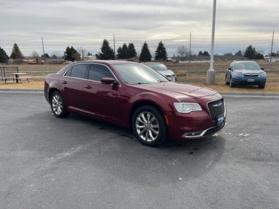 2018 Chrysler 300 Touring L