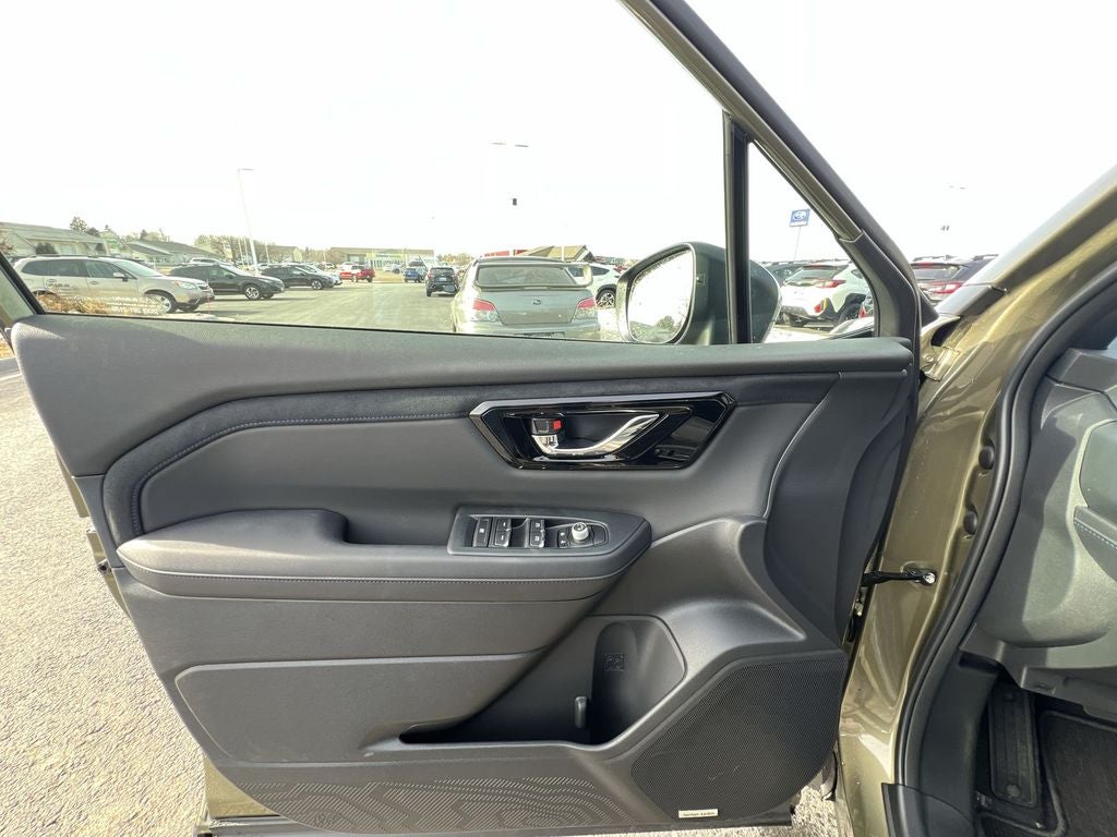 2025 Subaru Forester Hybrid Limited Hybrid