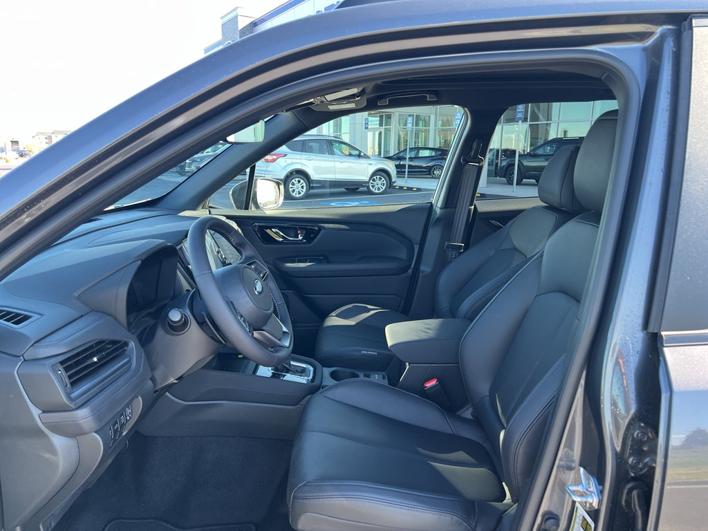 2025 Subaru Forester Limited Hybrid