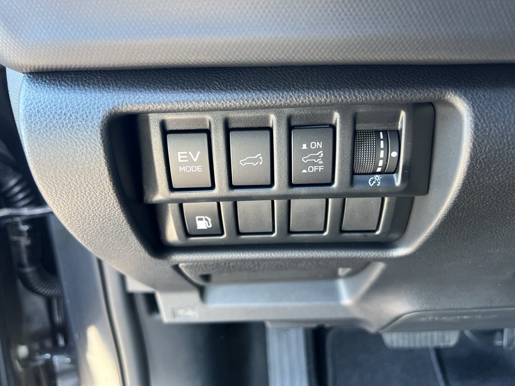 2025 Subaru Forester Limited Hybrid