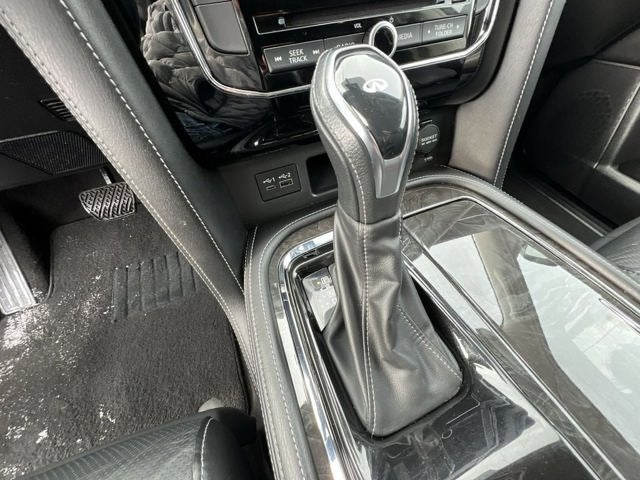 2021 INFINITI QX80 Luxe