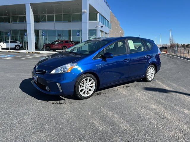 2013 Toyota Prius v Five