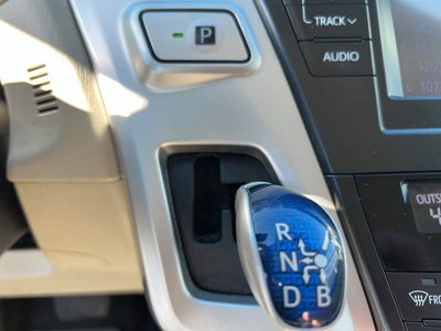 2013 Toyota Prius v Five