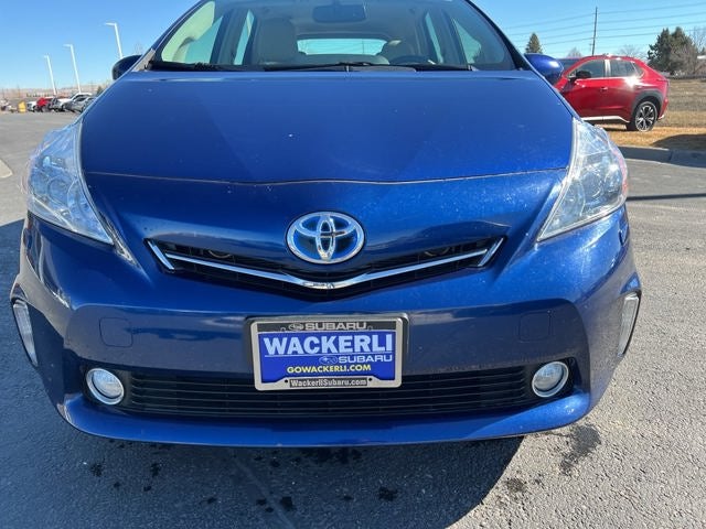 2013 Toyota Prius v Five