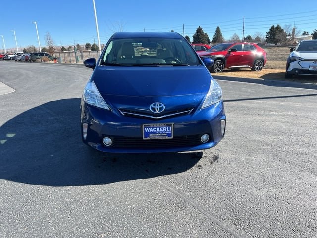2013 Toyota Prius v Five